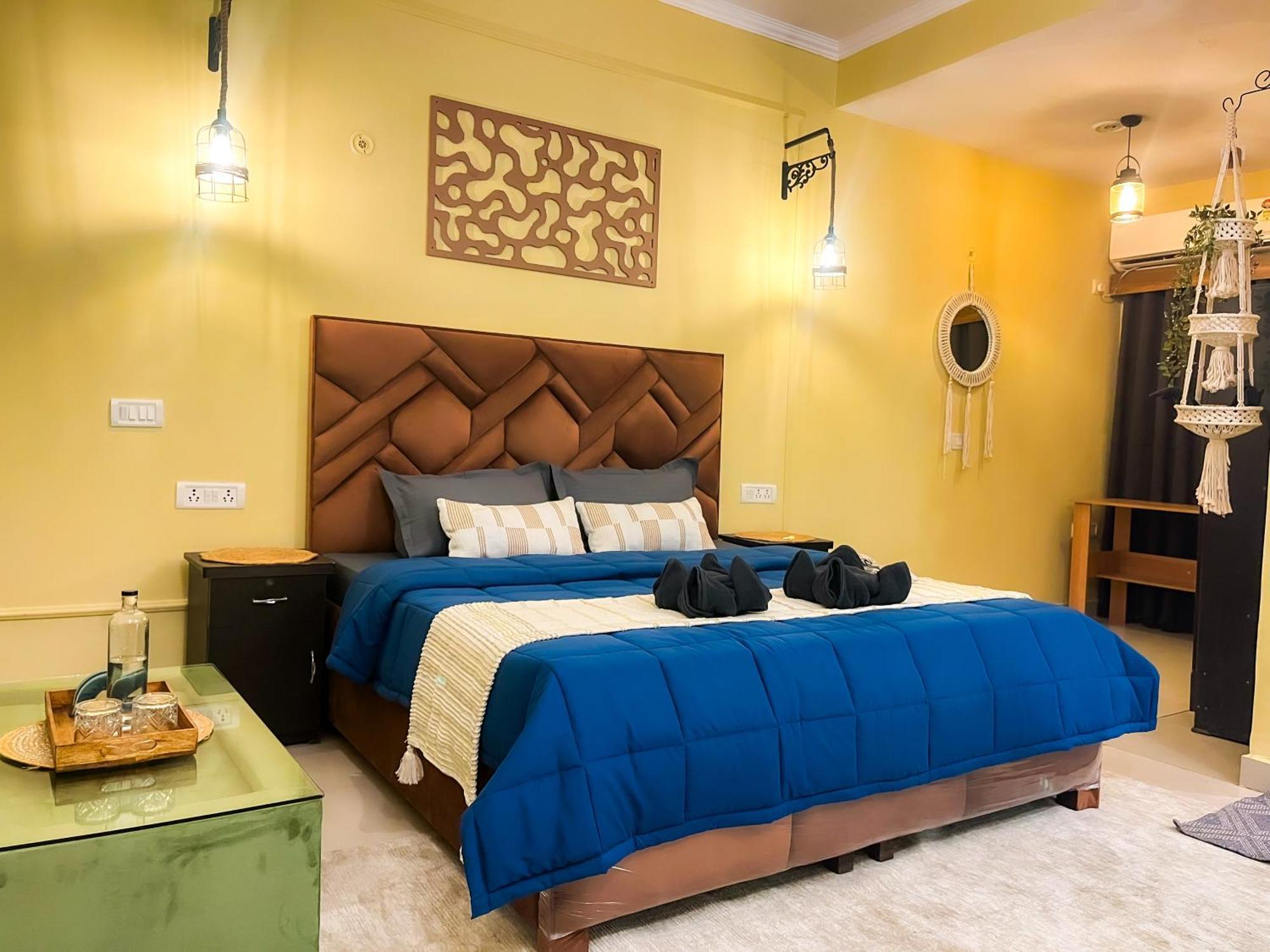 Atharva'S Homestay By Goaround Homes - Nehru Enclave Metro, South Delhi Új-Delhi Kültér fotó