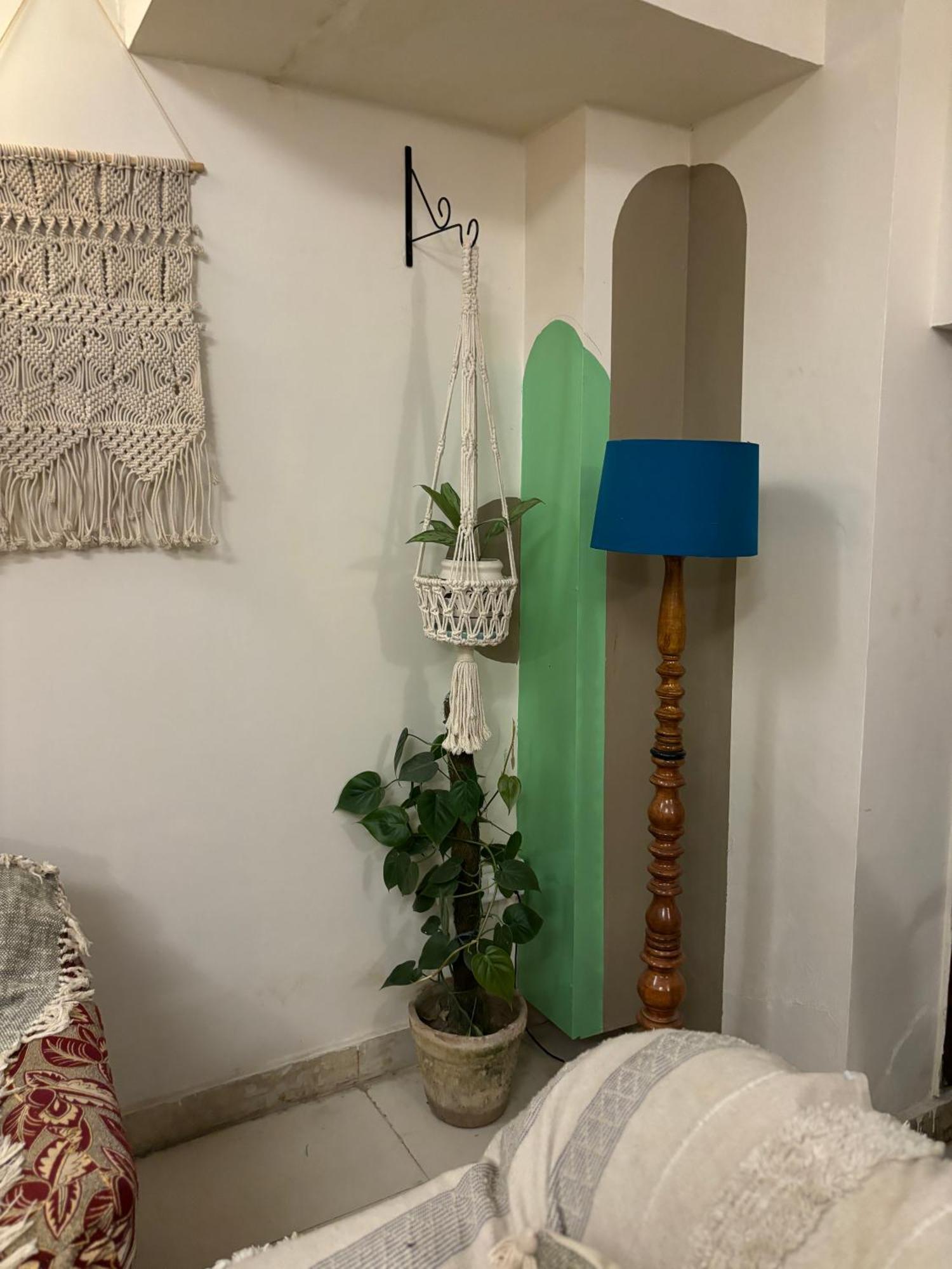 Atharva'S Homestay By Goaround Homes - Nehru Enclave Metro, South Delhi Új-Delhi Kültér fotó
